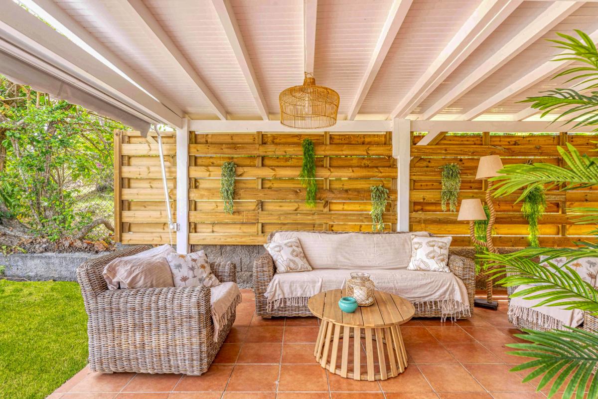 6.A louer villa avec piscine et Grand bourg-Marie-Galante